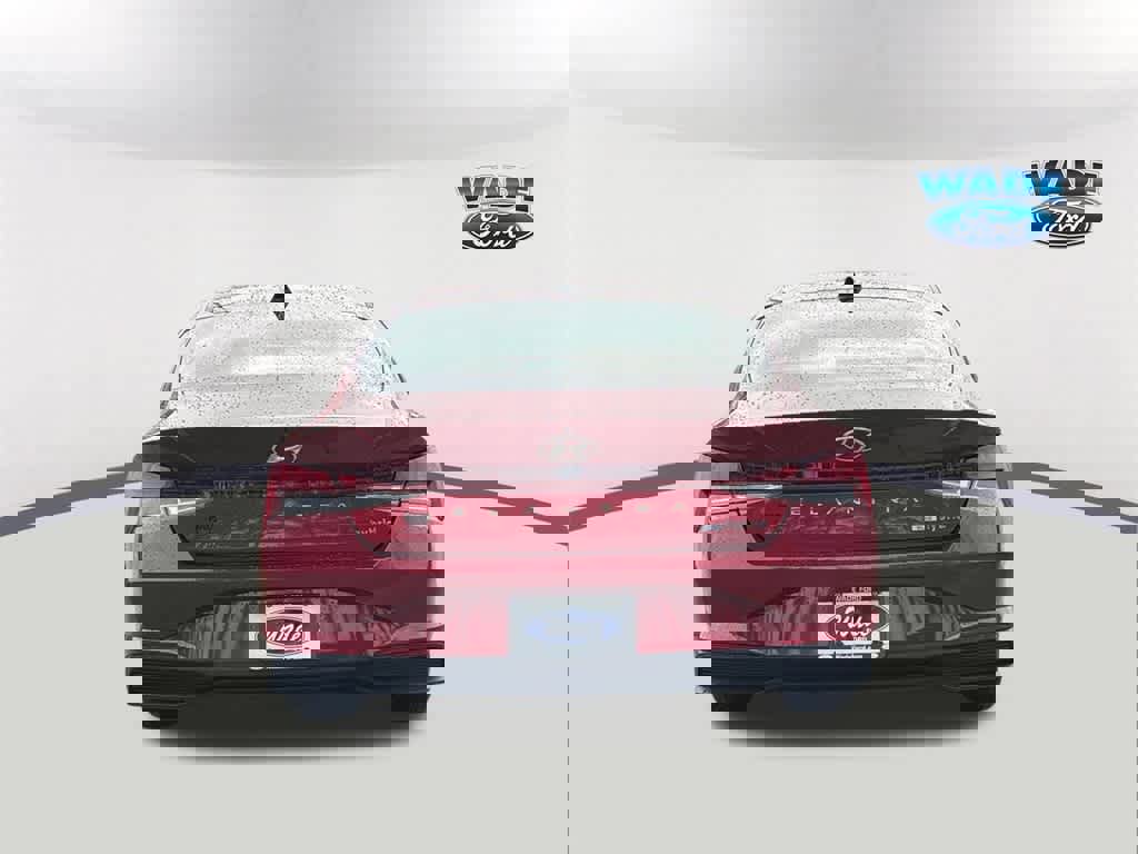 Used 2023 Hyundai Elantra Blue image 6