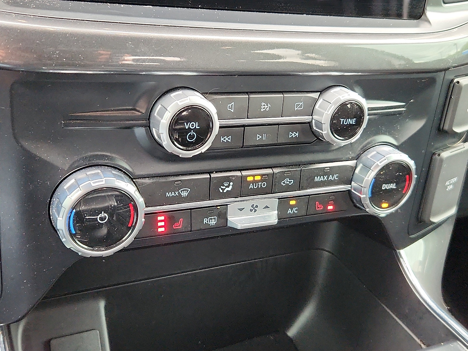 Certified 2023 Ford F150 XLT w/ Equipment Group 302A High AWD/4WD image 15