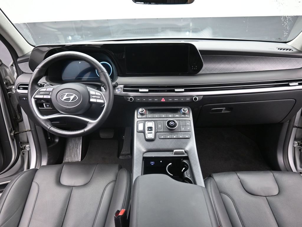 Used 2023 Hyundai Palisade Limited FWD image 14