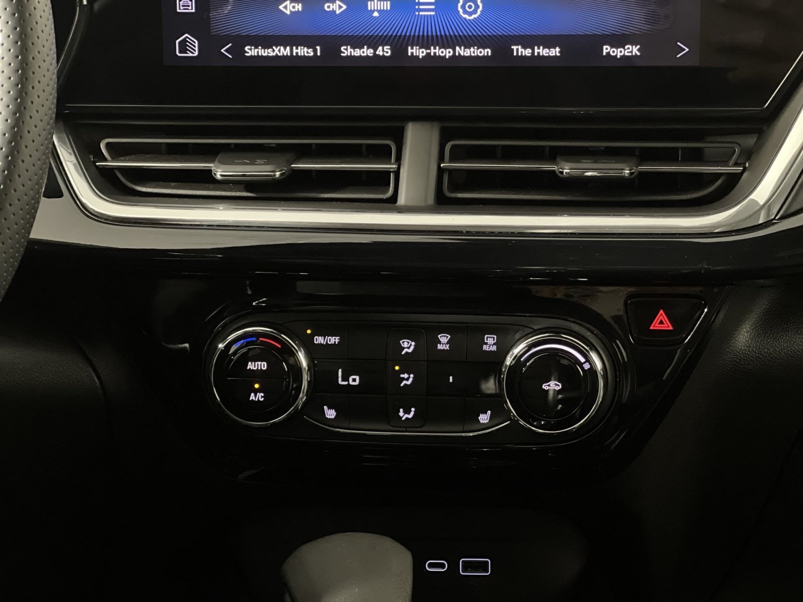Used 2024 Chevrolet Trax RS w/ Driver Confidence Package FWD image 20