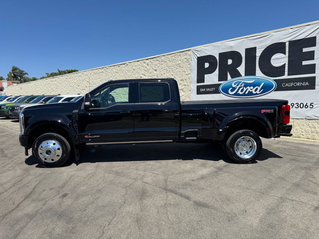 Certified 2026 Ford F450 Platinum w/ FX4 Off-Road Package AWD/4WD image 8