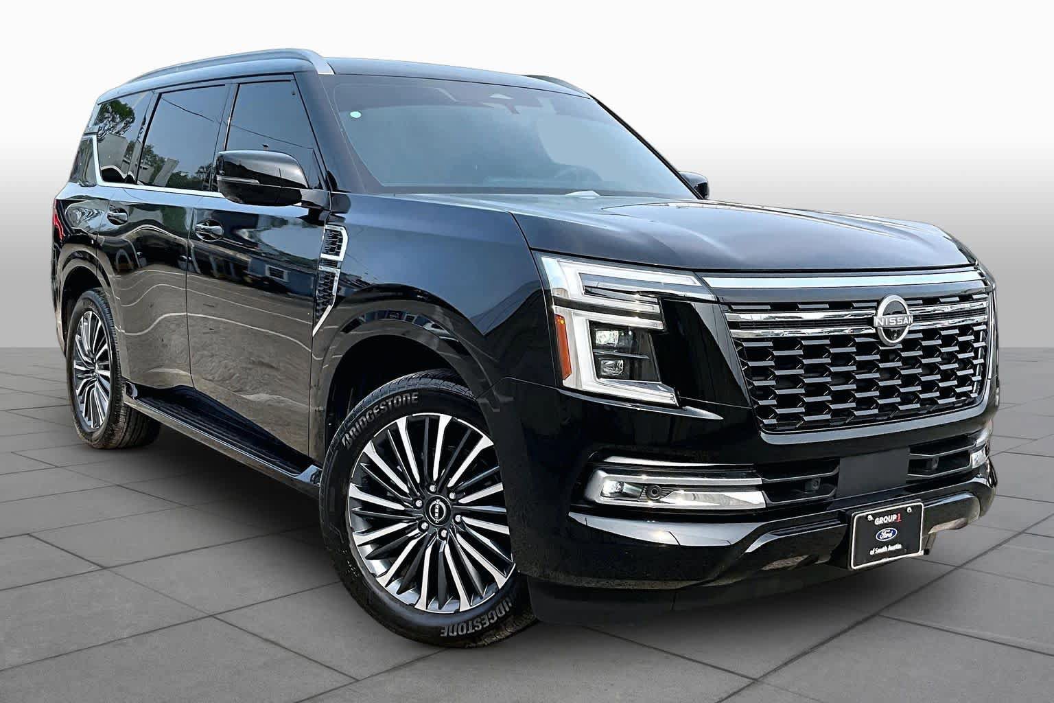 Used 2025 Nissan Armada Platinum Reserve AWD/4WD image 3