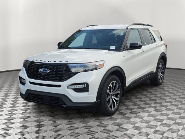 Certified 2023 Ford Explorer ST-Line w/ Class IV Trailer Tow Package RWD image 3