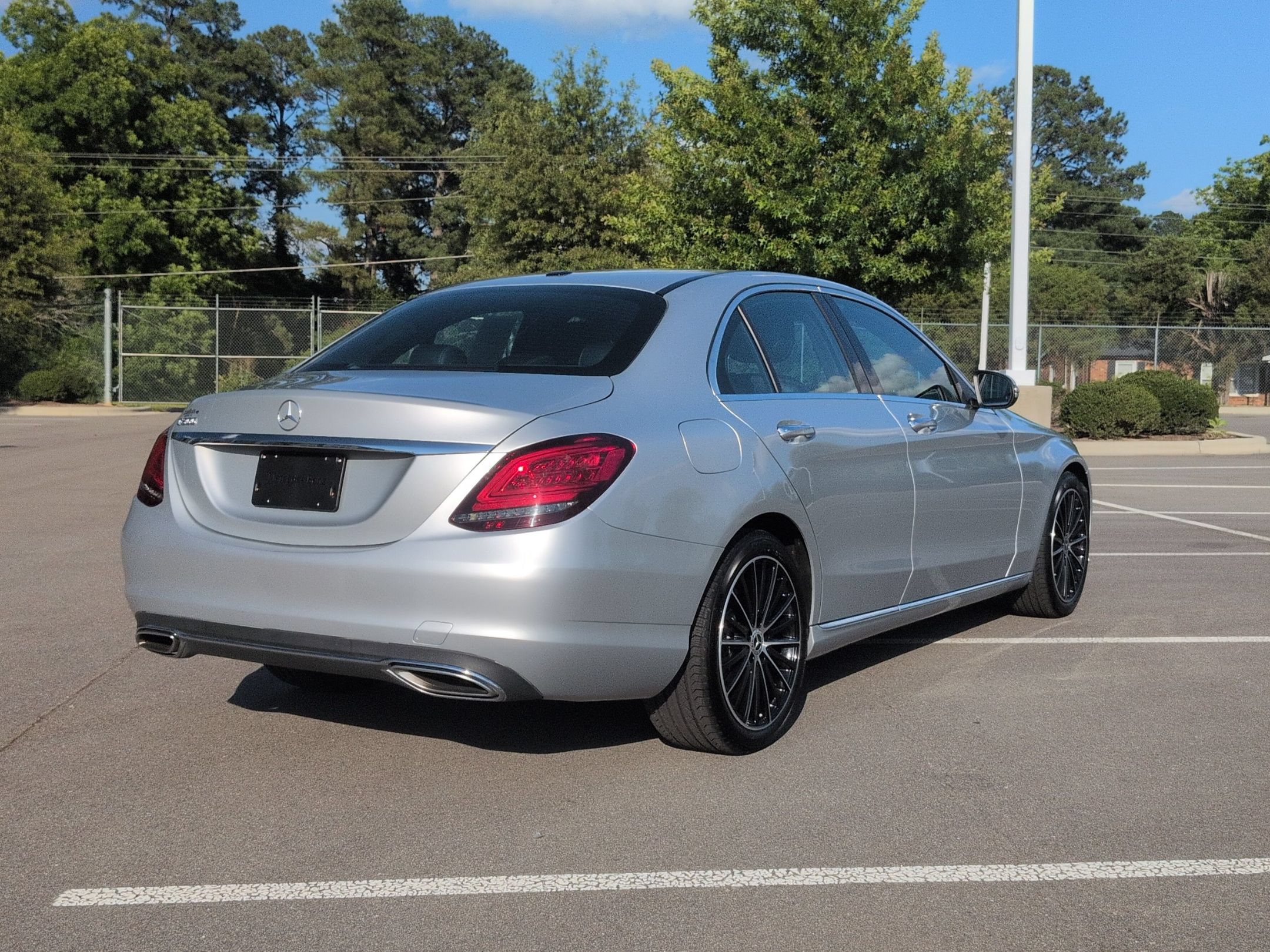 Used 2021 Mercedes-Benz C 300 Sedan w/ Premium Package image 4