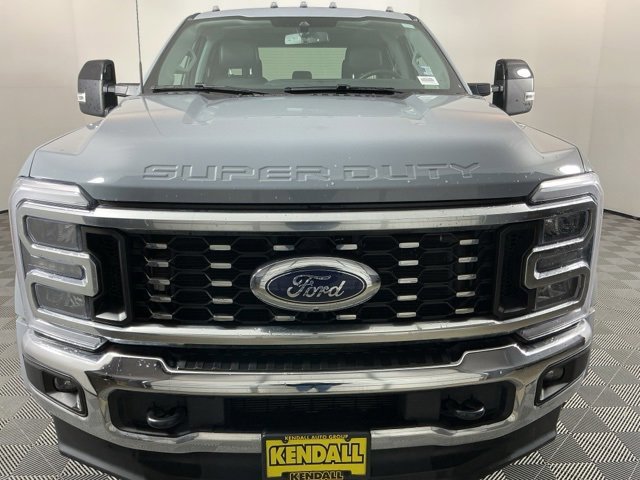 Certified 2025 Ford F450 Lariat w/ FX4 Off-Road Package image 6