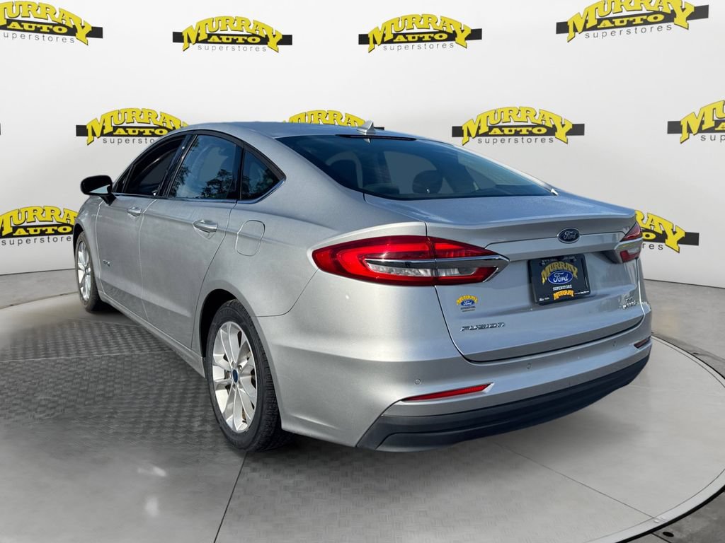 Certified 2019 Ford Fusion SE FWD image 3