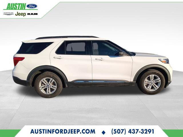 Certified 2021 Ford Explorer XLT w/ Equipment Group 202A image 6