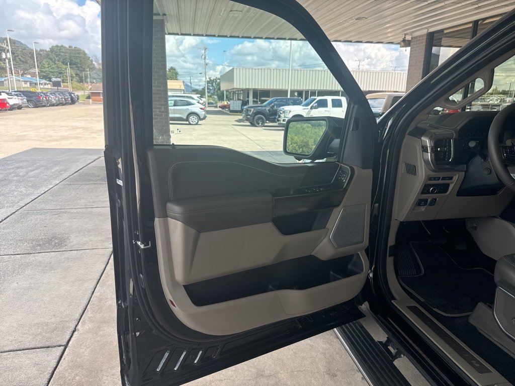 Certified 2024 Ford F150 Platinum w/ Equipment Group 703A Plus image 16