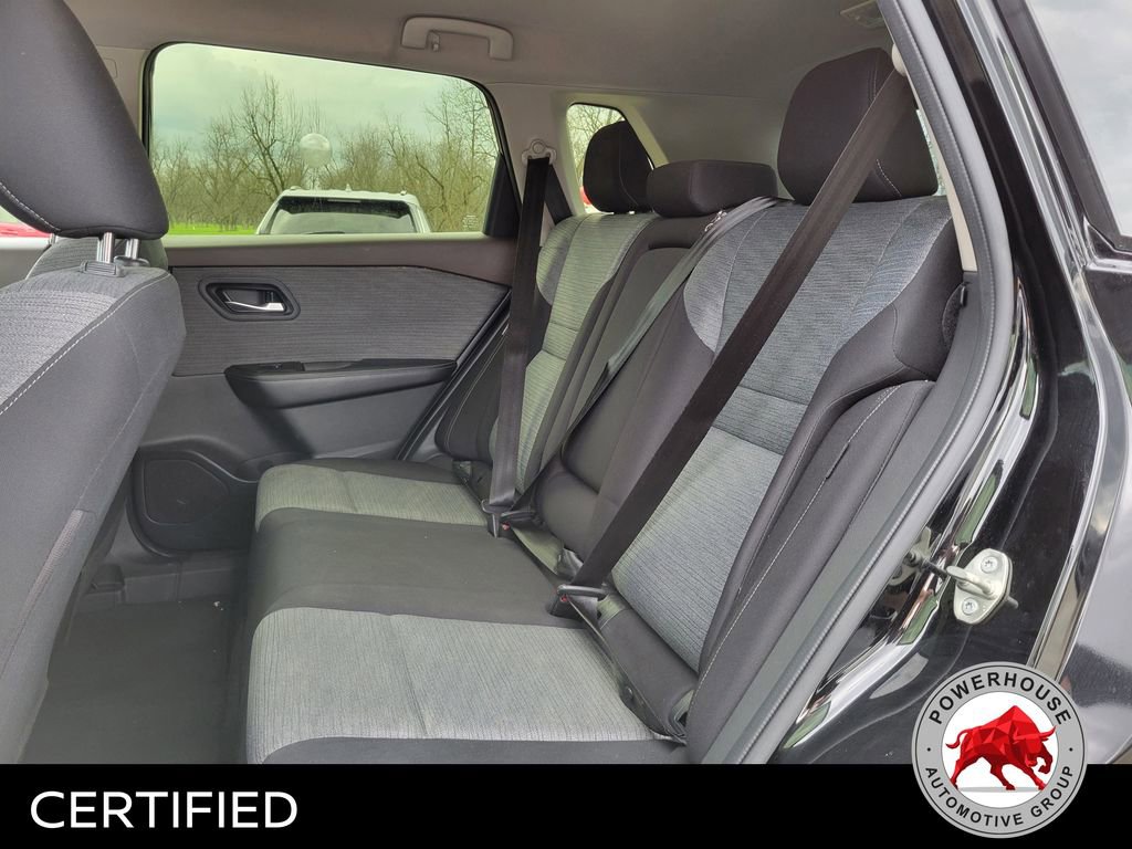 Used 2023 Nissan Rogue SV image 15