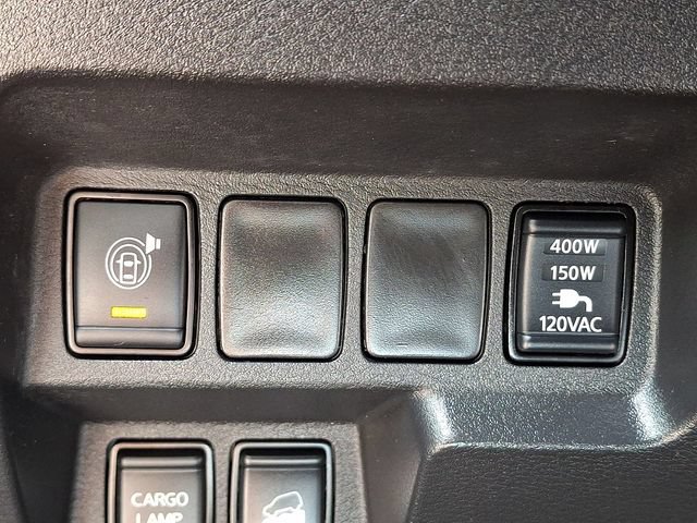 Used 2022 Nissan Frontier SV AWD/4WD image 25