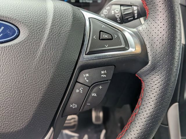 Certified 2024 Ford Edge ST-Line AWD/4WD image 17