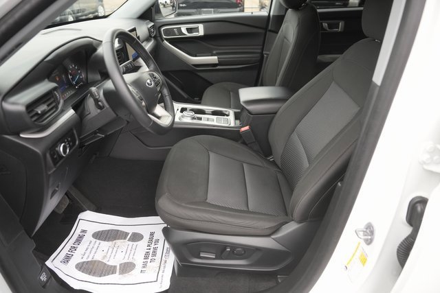 Certified 2023 Ford Explorer XLT image 9
