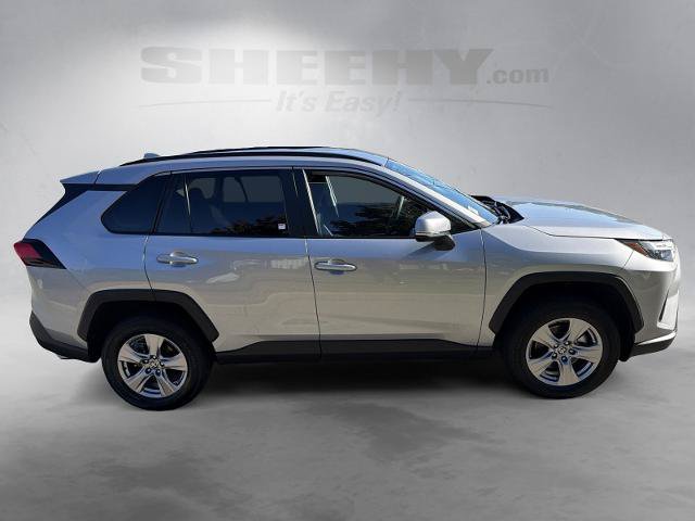 Used 2025 Toyota RAV4 XLE AWD/4WD image 10