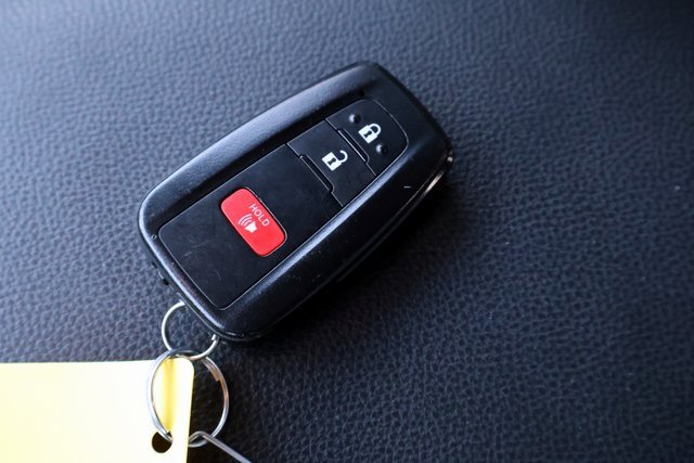 Used 2023 Toyota RAV4 XLE image 36