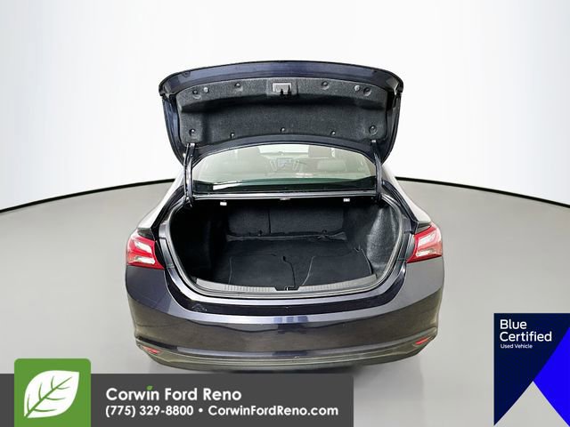 Used 2022 Chevrolet Malibu LT image 30