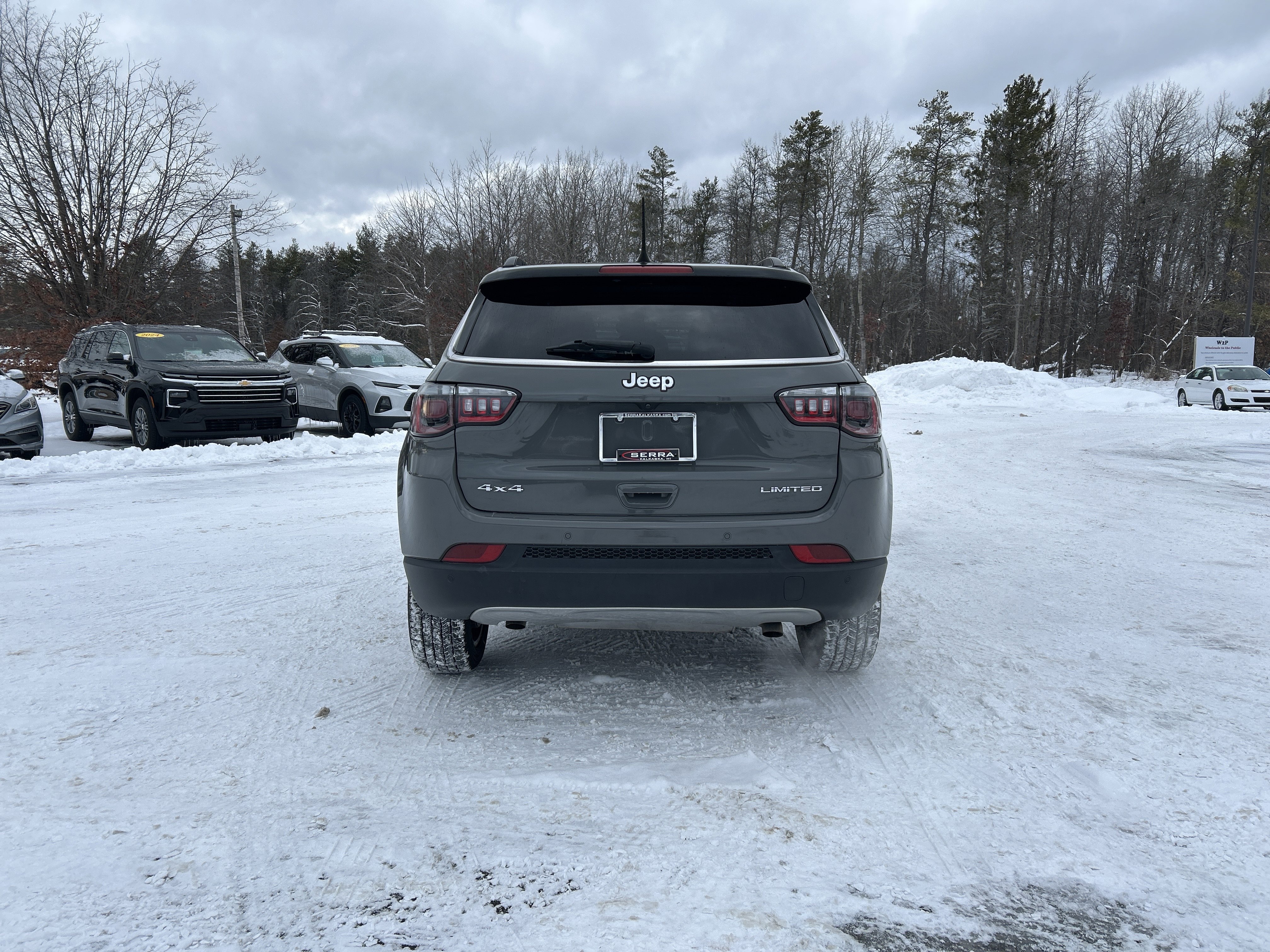 Used 2024 Jeep Compass Limited image 5