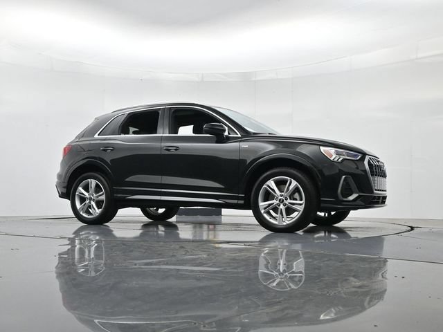 Used 2023 Audi Q3 2.0T Premium Plus AWD/4WD image 38