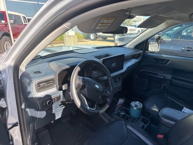 Certified 2025 Ford Maverick Lariat w/ Black Appearance Package image 14