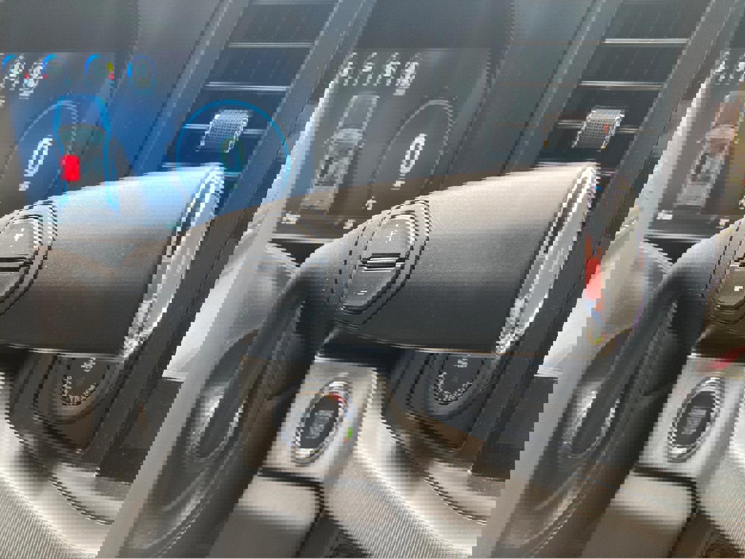 Certified 2024 Ford F350 Platinum w/ FX4 Off-Road Package image 25