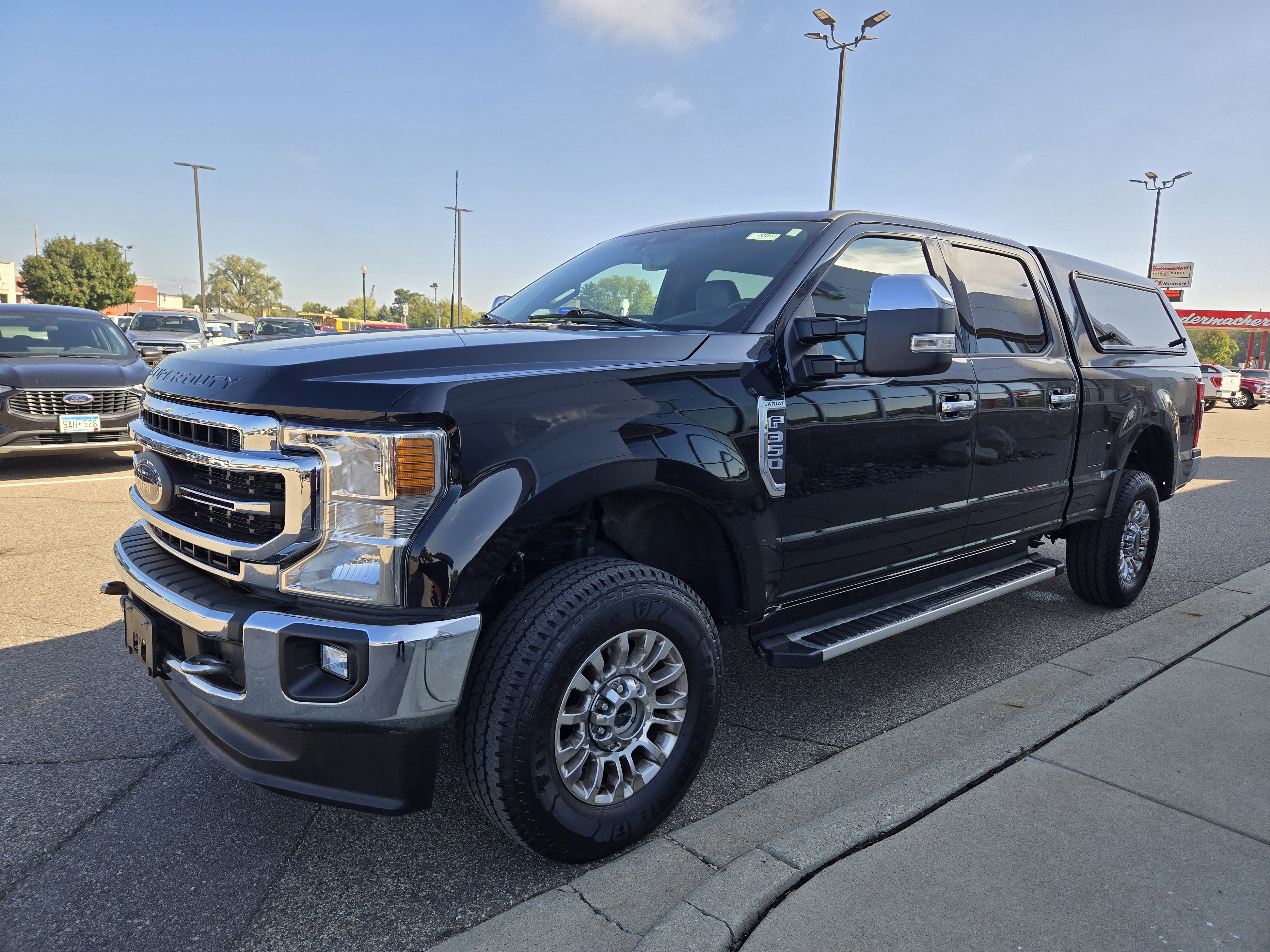 Certified 2022 Ford F350 Lariat w/ Chrome Package image 2