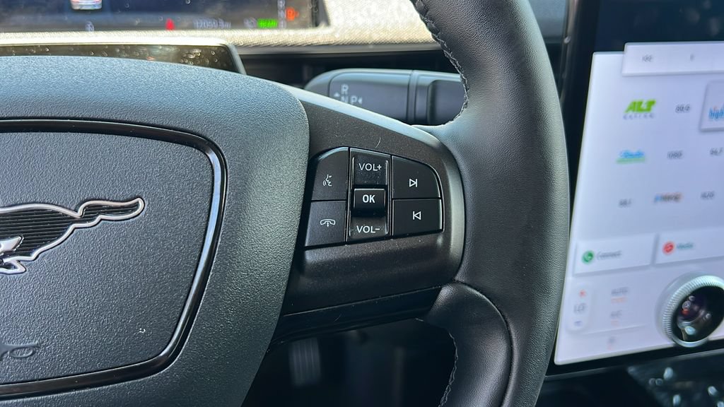 Certified 2025 Ford Mustang Mach-E Select RWD image 18