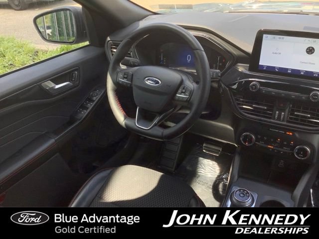 Certified 2024 Ford Escape ST-Line AWD/4WD image 15
