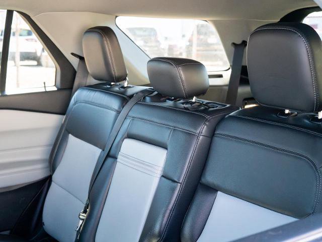Certified 2022 Ford Explorer XLT w/ Equipment Group 202A image 19