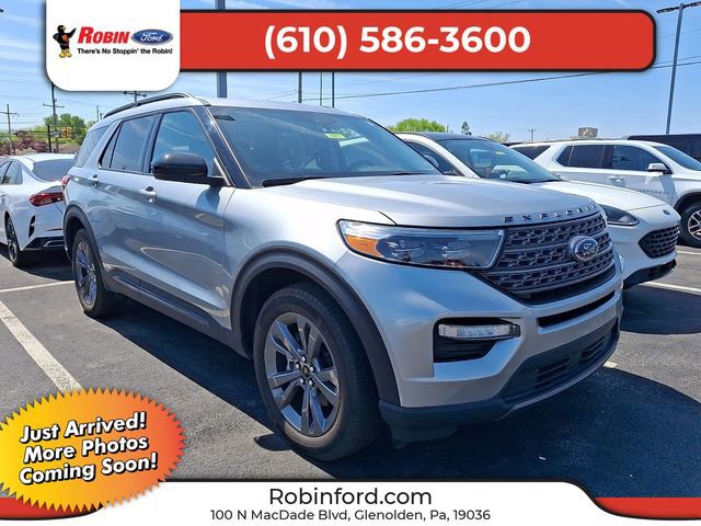 Certified 2023 Ford Explorer XLT w/ Equipment Group 202A AWD/4WD image 1