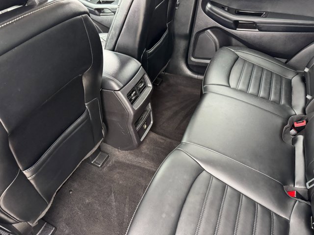 Certified 2019 Ford Edge SEL w/ Equipment Group 201A image 17