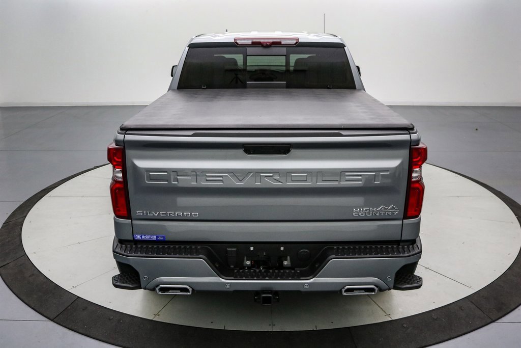 Used 2024 Chevrolet Silverado 1500 High Country w/ High Country Premium Package image 4