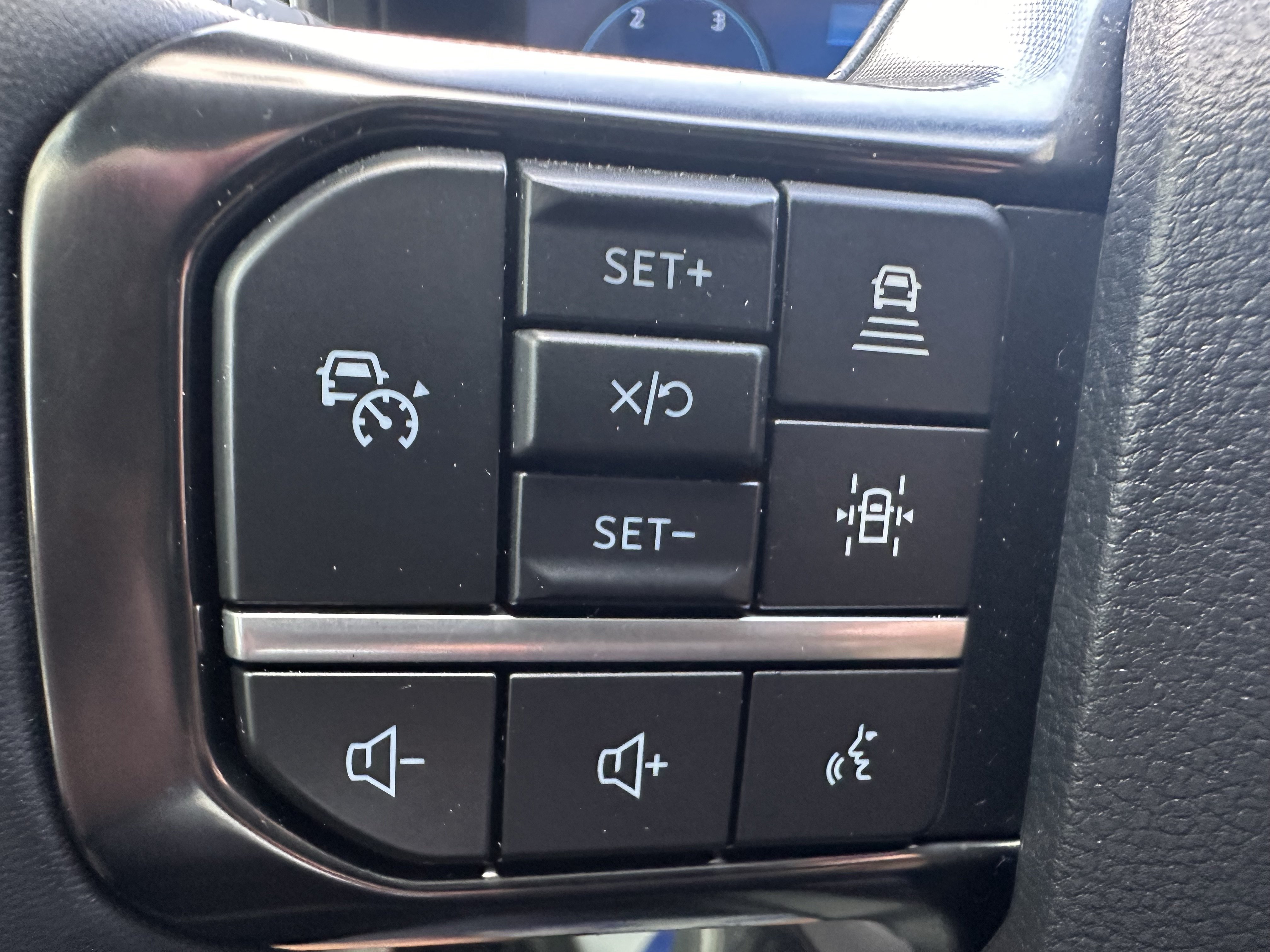 Certified 2025 Ford F250 Platinum AWD/4WD image 25