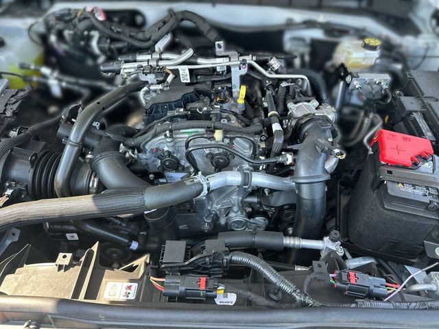 Certified 2025 Ford Bronco 2-Door w/ Sasquatch Package AWD/4WD image 27