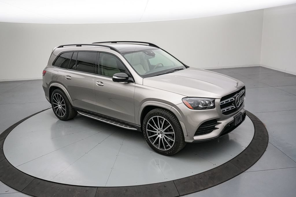 Used 2022 Mercedes-Benz GLS 450 4MATIC image 3