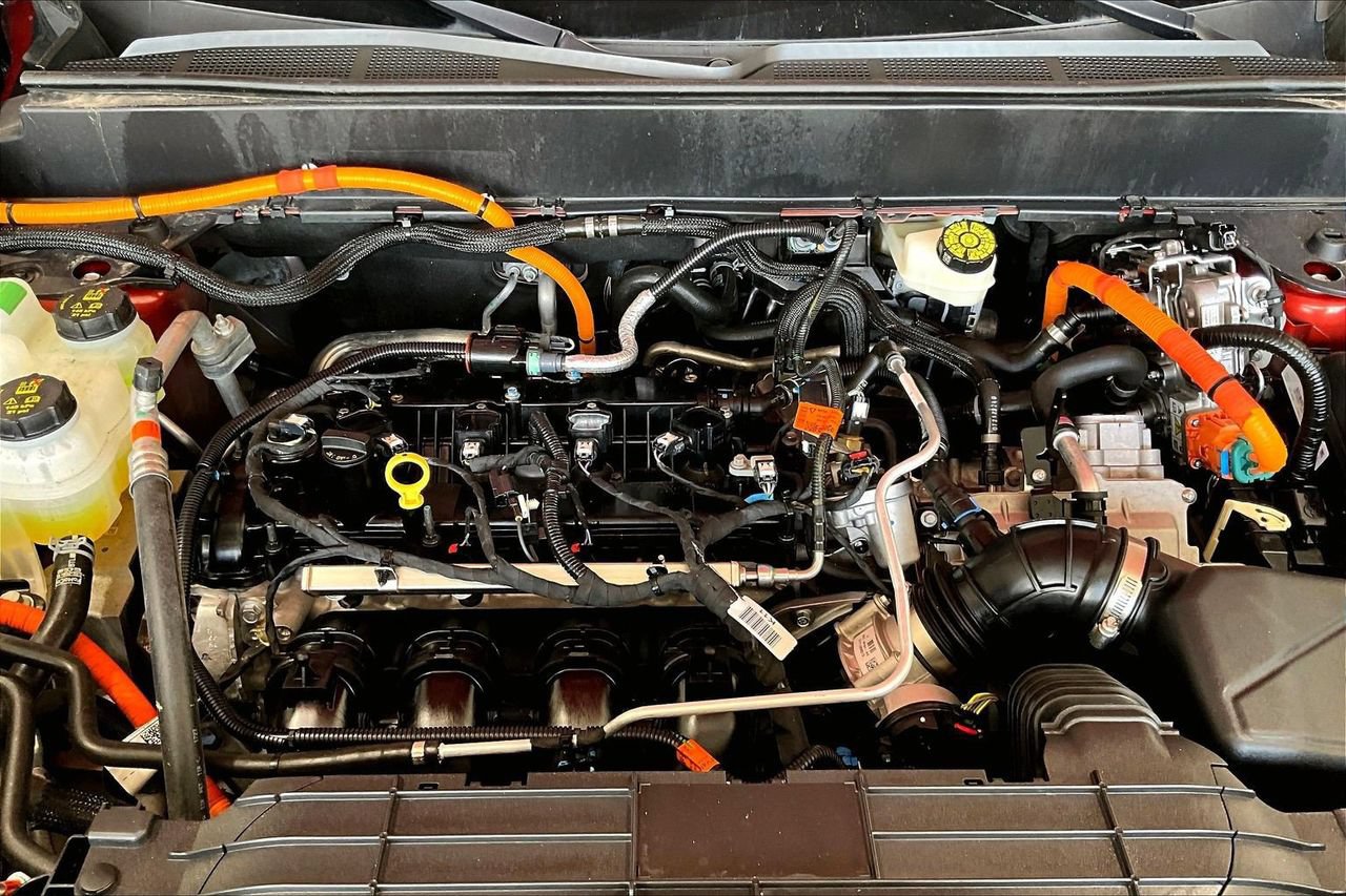 Certified 2023 Ford Maverick XLT FWD image 9