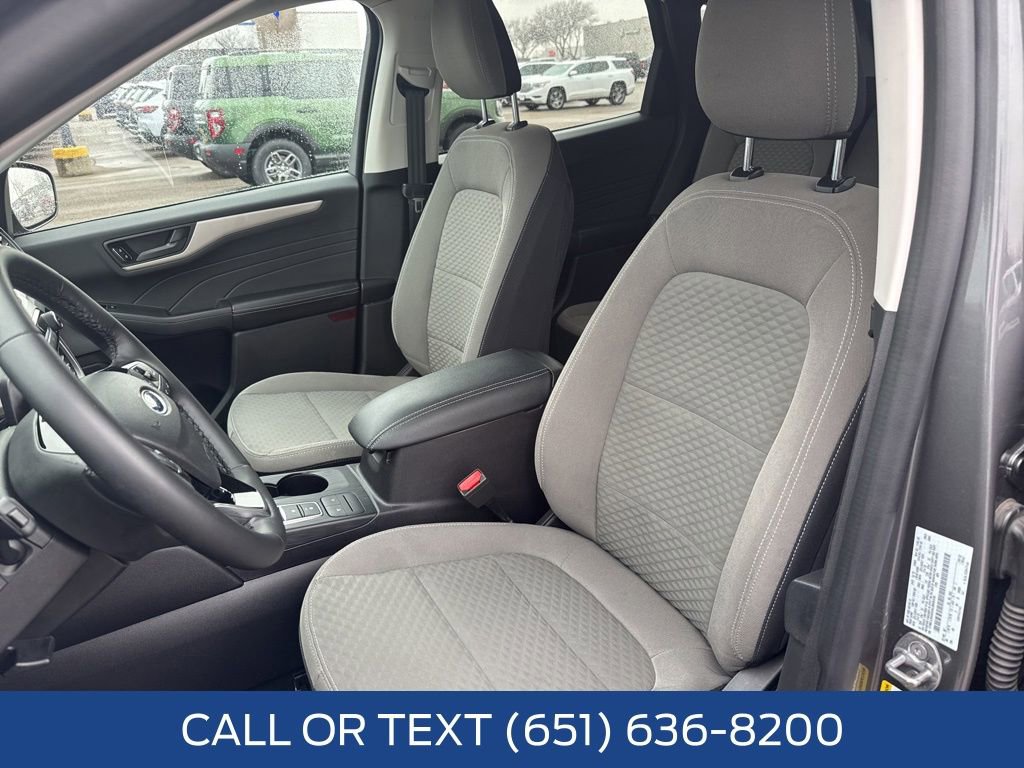 Certified 2022 Ford Escape SE w/ Cold Weather Package image 24