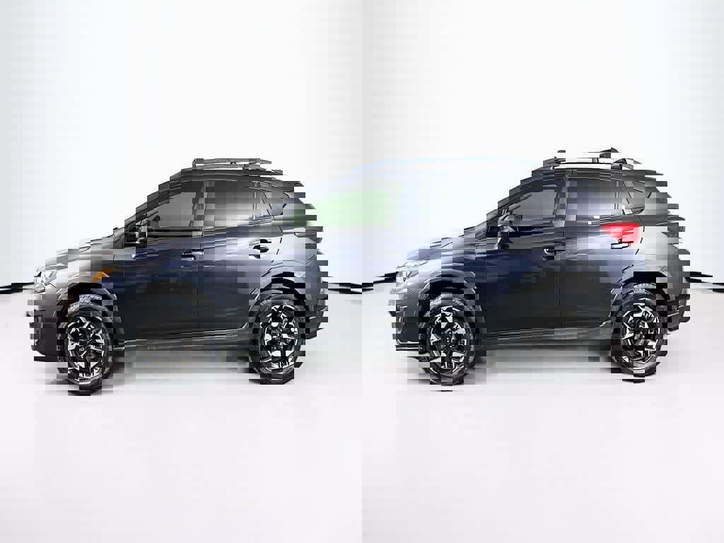 Used 2019 Subaru Crosstrek 2.0i Premium image 2