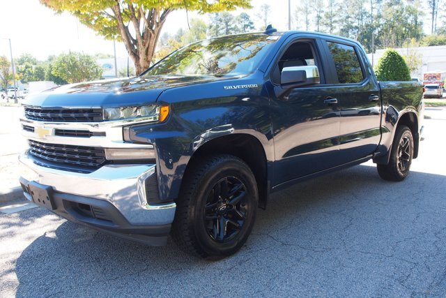 Used 2020 Chevrolet Silverado 1500 LT w/ All-Star Edition AWD/4WD image 3