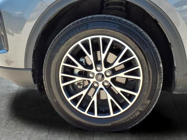 Certified 2024 Ford Escape SE FWD image 11