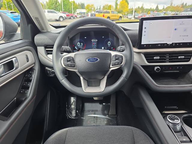 Certified 2025 Ford Explorer Active AWD/4WD image 8