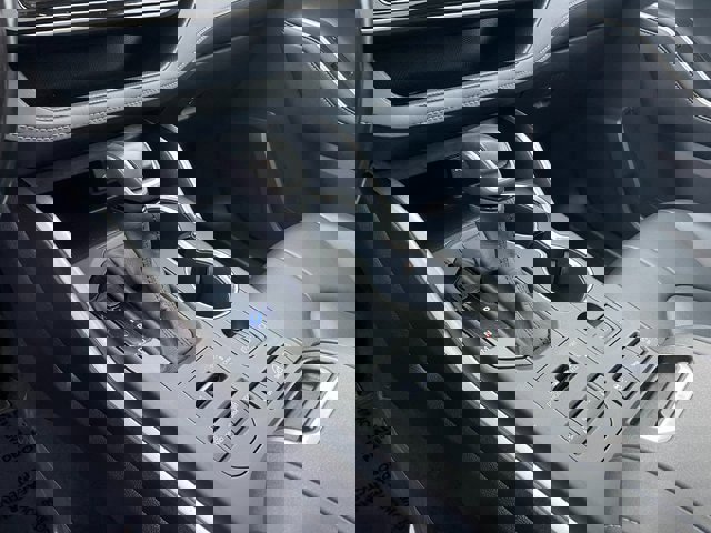 Used 2020 Toyota Highlander XLE image 27