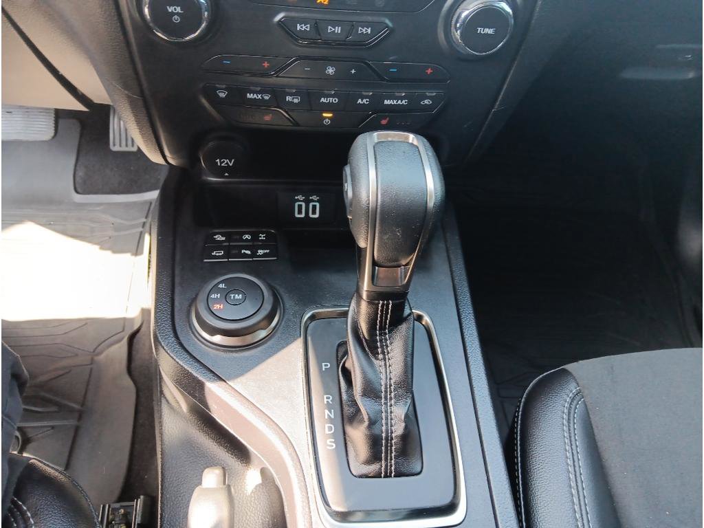 Certified 2022 Ford Ranger Lariat w/ Tremor Off-Road Package image 15