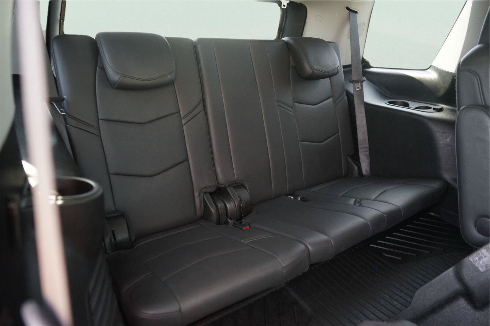 Used 2019 Cadillac Escalade Luxury AWD/4WD image 16