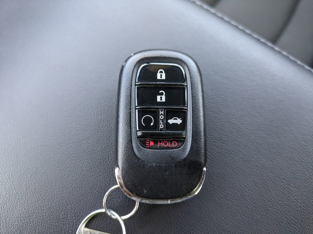 Used 2025 Honda Accord Sport image 32