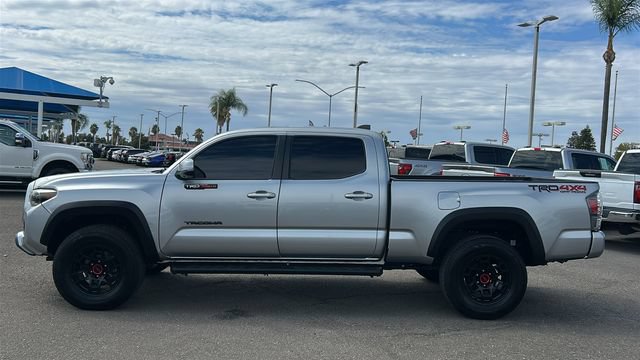 Used 2023 Toyota Tacoma TRD Off-Road w/ TRD Premium Off Road Package AWD/4WD image 7