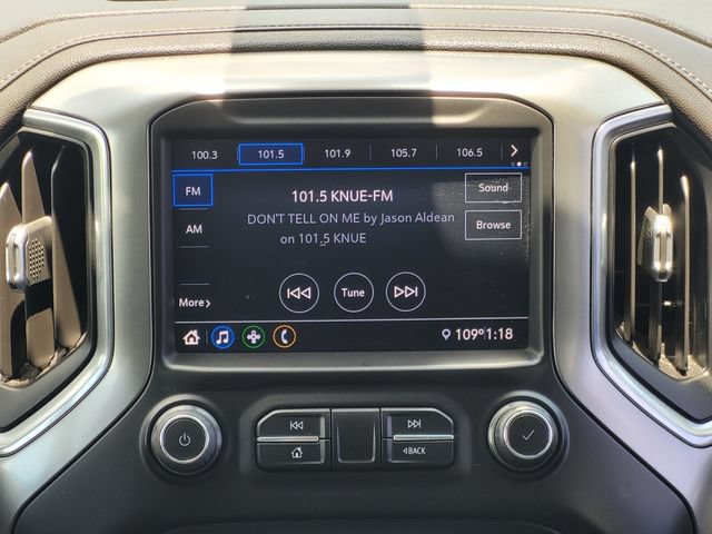Used 2020 Chevrolet Silverado 1500 LT AWD/4WD image 24