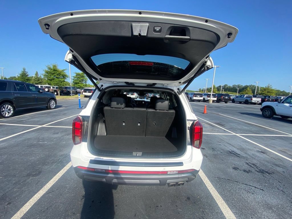 Used 2024 Hyundai Palisade Limited AWD/4WD image 28