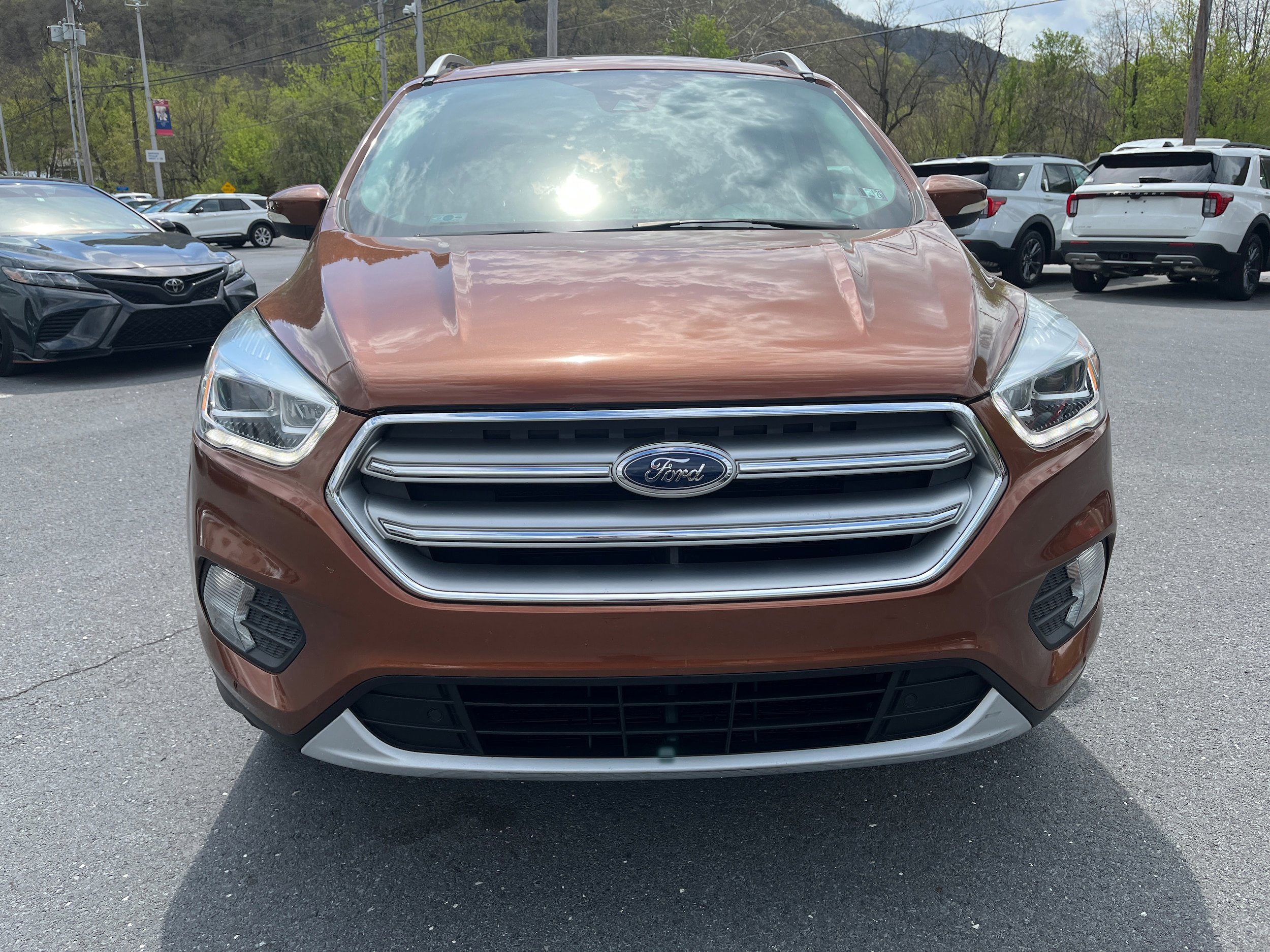 Certified 2017 Ford Escape Titanium w/ Equipment Group 301A AWD/4WD image 7