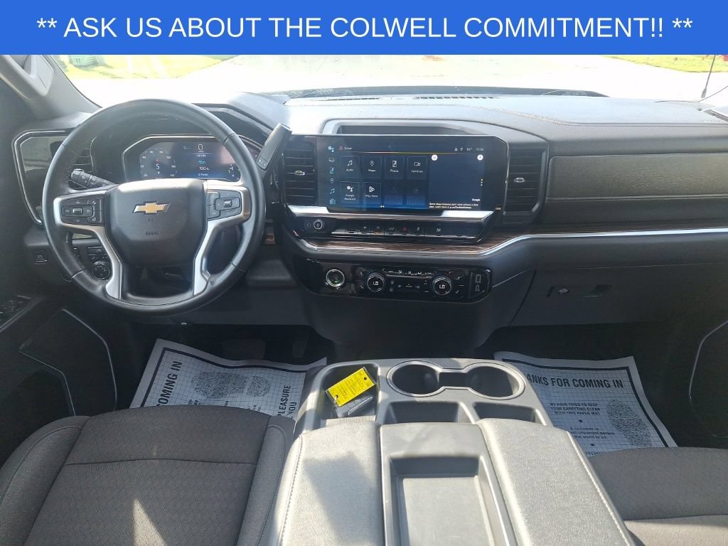 Used 2024 Chevrolet Silverado 1500 LT AWD/4WD image 5