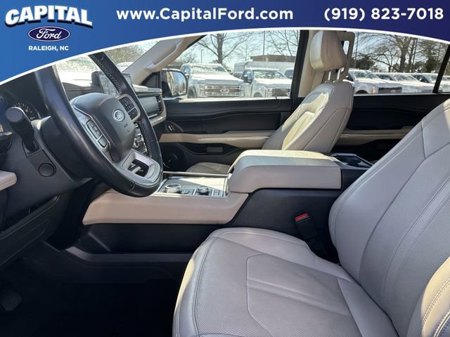 Certified 2024 Ford Expedition Limited image 17