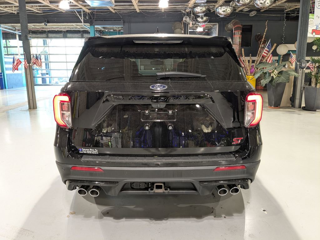 Certified 2022 Ford Explorer ST w/ ST Street Pack AWD/4WD image 8